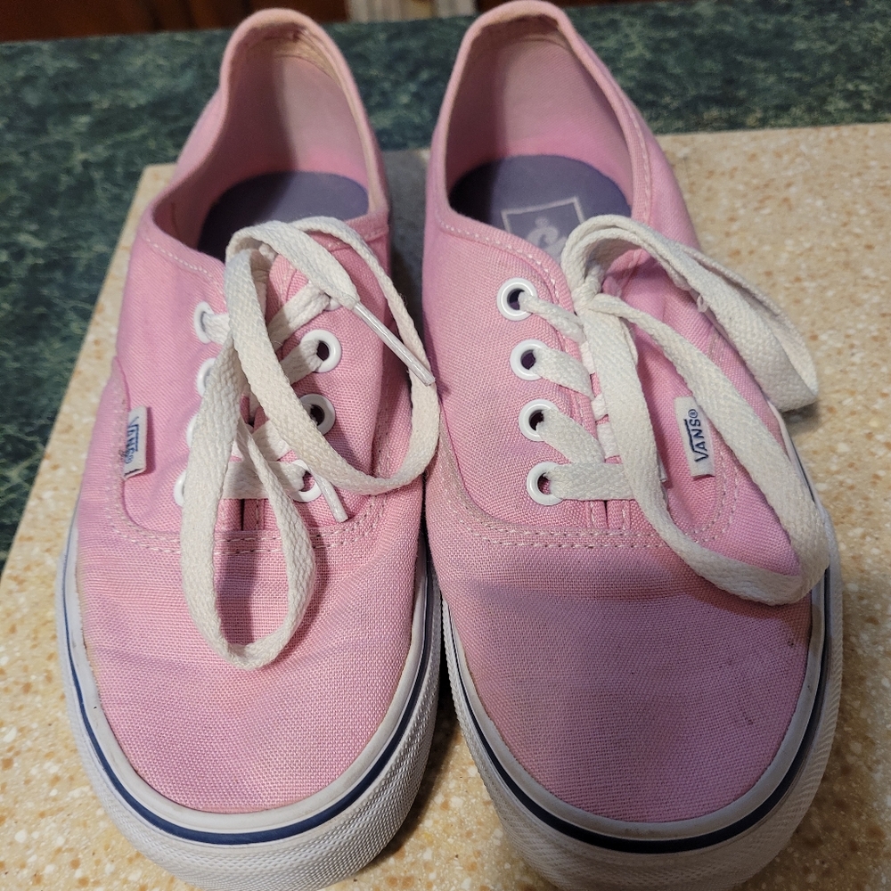 Pink low top Vans sneakers Women sz7